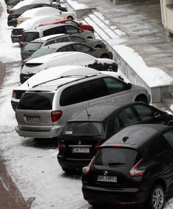 Nowy sposób na wystawianie mandatów. Policja wykorzystuje nagrania z miejskich kamer