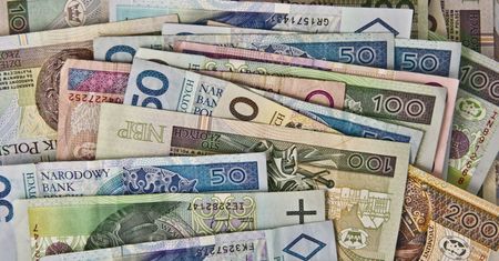 Inflacja w Polsce jest najwyższa od ponad roku. Napędzają ją głównie wzrost wynagrodzeń i cen energii