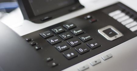Nawet 10 tys. połączeń dziennie na infolinię ws. koronawirusa; w obsłudze konsultanci firm
