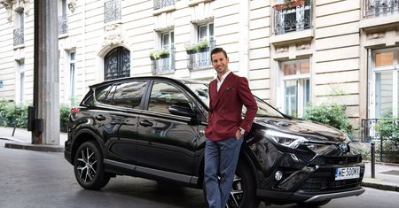 Grzegorz Krychowiak po Paryżu jeździ nowym samochodem