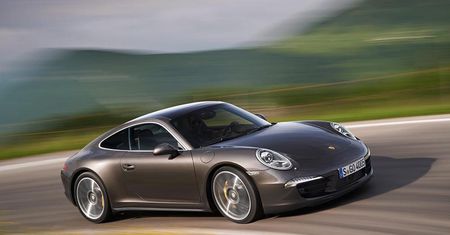 Porsche 911 Carrera 4