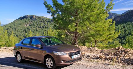 Peugeot 301