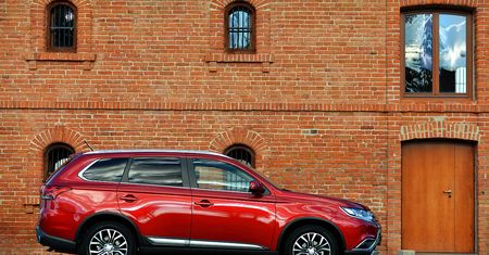 Mitsubishi Outlander