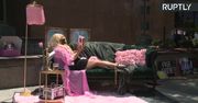 Fani wspierają Britney Spears pod budynkiem sądu w Los Angeles. Ustalono, że gwiazda pojawi się na przesłuchaniu w czerwcu