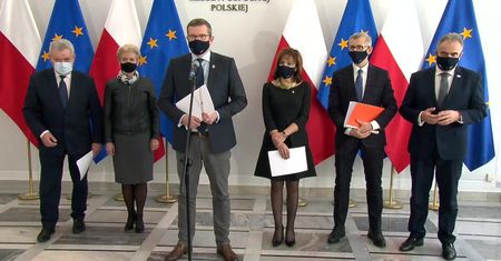 “Większość demokratyczna w Senacie poprawi zły budżet PiS-u uchwalony w Sejmie”