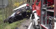 Czołowe zderzenie dwóch samochodów osobowych koło Wałbrzycha