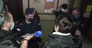 Likwidator w redakcji w asyście policji i ślusarza