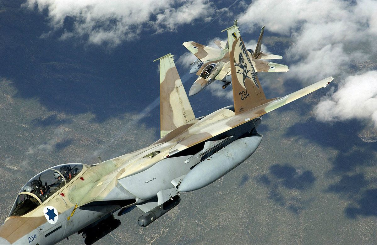 Izrael przechwyciły rakiety wystrzelone ze Strefy Gazy. W odpowiedzi zaatakowano cele Hamasu