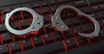 Oskarżono internetowego pedofila