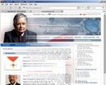 Internetowy pojedynek: Kaczyński kontra Tusk