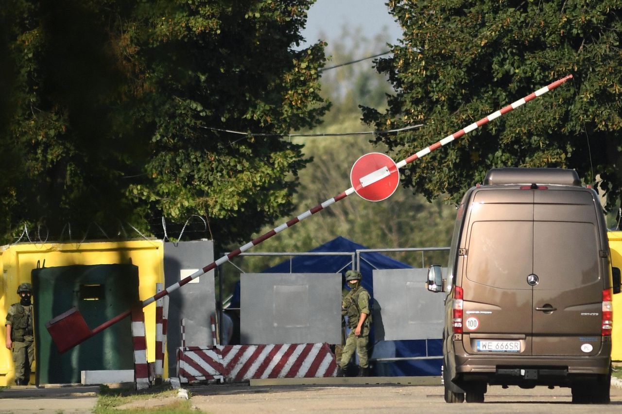 Prokuratura Krajowa przejmuje TU-154M o nr 102. Bez zgody śledczych nikt się nie zbliży do maszyny