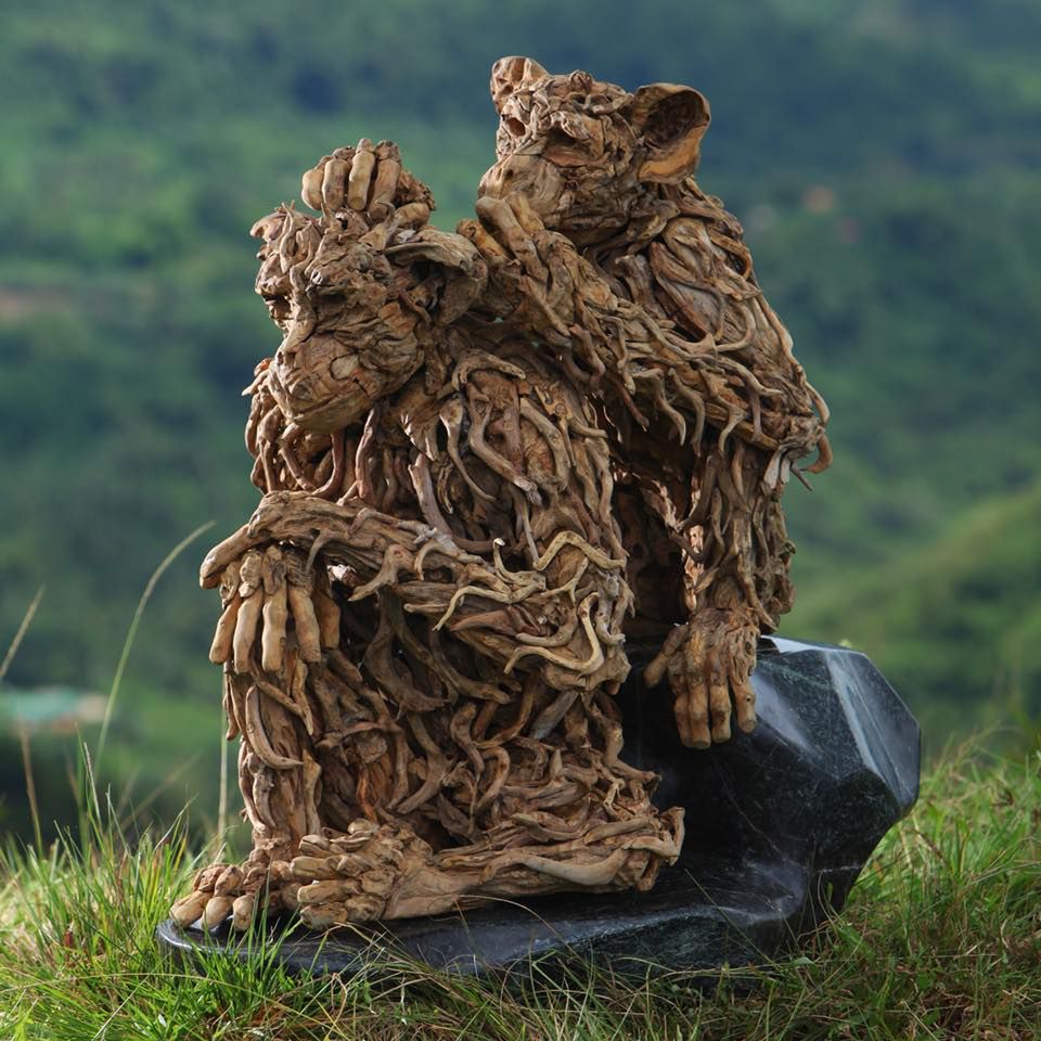 James Doran-Webb driftwood sculptor/facebook