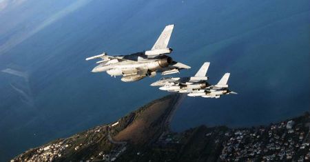 Rosjanie nad Bałtykiem. NATO wysłało polskie F-16
