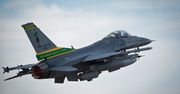 Porsche i Ferrari to wiocha. Pułkownik poleciał na randkę F-16