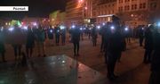 “Chcemy mieć ludzkie prawa, chcemy normalności”. Kolejne protesty po śmierci ciężarnej kobiety w Pszczynie.