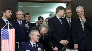 Parafowanie umowy (Fot. PAP - Paweł Kula)