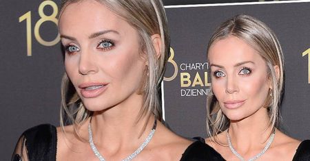 Bal Dziennikarzy 2018: Odchudzona Agnieszka Woźniak-Starak z dekoltem do pasa kusi wysportowaną figurą!