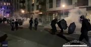 Zamieszki przed siedzibą amerykańskiego urzędu imigracyjnego w Portland. Policja użyła gazu łzawiącego