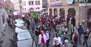 Marsz poparcia dla afgańskich uchodźców w Norymberdze.