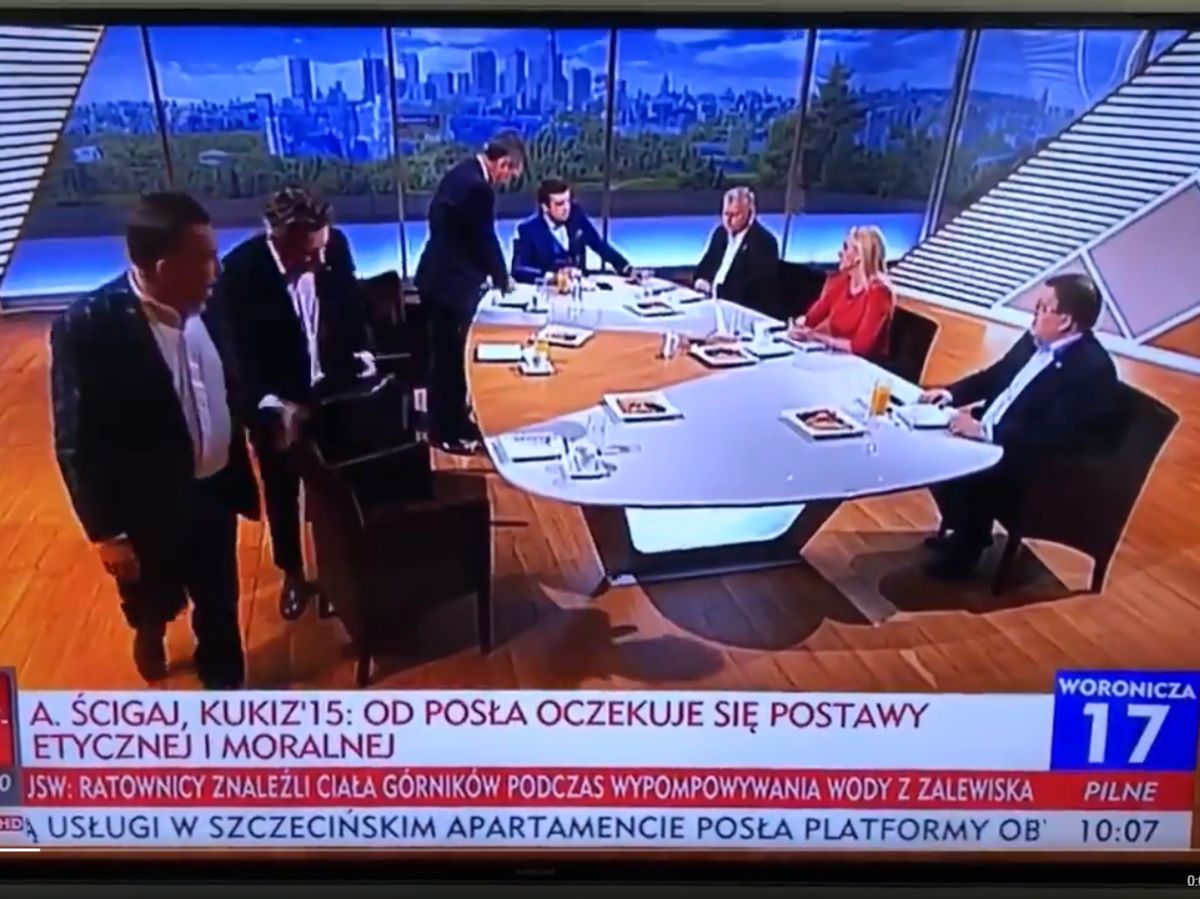 Opozycja bojkotuje program Michała Rachonia "Woronicza 17" w TVP Info. Jej śladem ruszyli widzowie