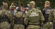 12. dzień grupa uchodźców koczuje na granicy polsko-białoruskiej