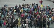“Polska z ogromnym sercem przyjmuje Ukraińców”. Demonstracja solidarności z Ukrainą w Koszalinie