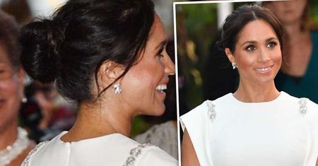 Trzecia sukienka Meghan Markle jednego dnia! Ciężarna księżna zadała szyku na Fidżi w obłędnej białej kreacji!