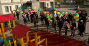 Kolorowe balony wzleciały z niebo przy białostockim szpitalu dziecięcym.