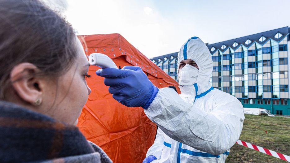 Wrocław: nowe przypadki zachorowań na koronawirusa, w tym 7-miesięczne dziecko.