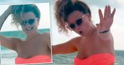Kaja Paschalska pokazała brzuszek w skąpym bikini. Po fali komplementów wrzuciła fotkę topless! Ale ma figurkę