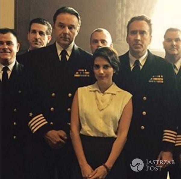 Weronika Rosati na planie filmu USS Indianapolis: Men of Courage