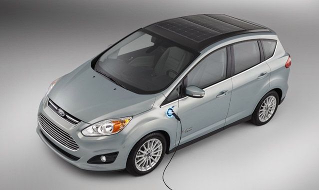 Ford C-Max Solar Energi z panelami słonecznymi