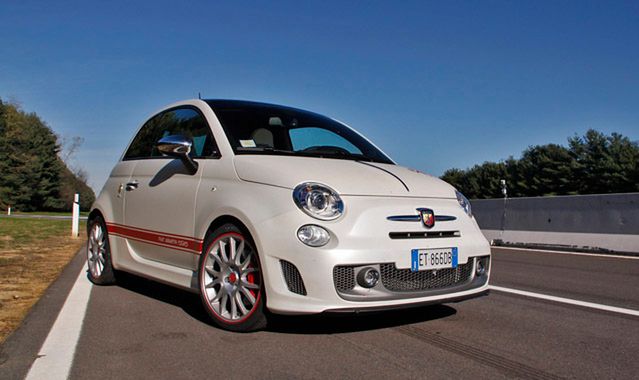 Abarth 595 50 Anniversario: poczuj jad skorpiona