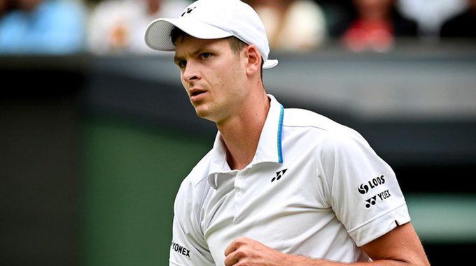 Hubert Hurkacz w półfinale Wimbledonu.