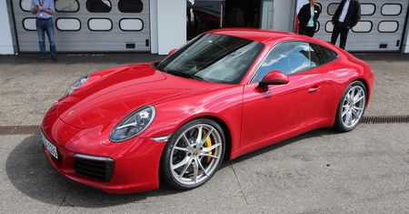 Porsche 911