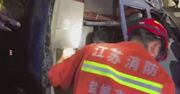 Zderzenie ciężarówki z autobusem w Chinach.