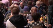 Bożonarodzeniowy obiad z ubogimi w Warszawie