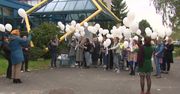 100 balonów wypuszczonych w niebo przed szpitalem w Katowicach. Dzień Dziecka Utraconego.