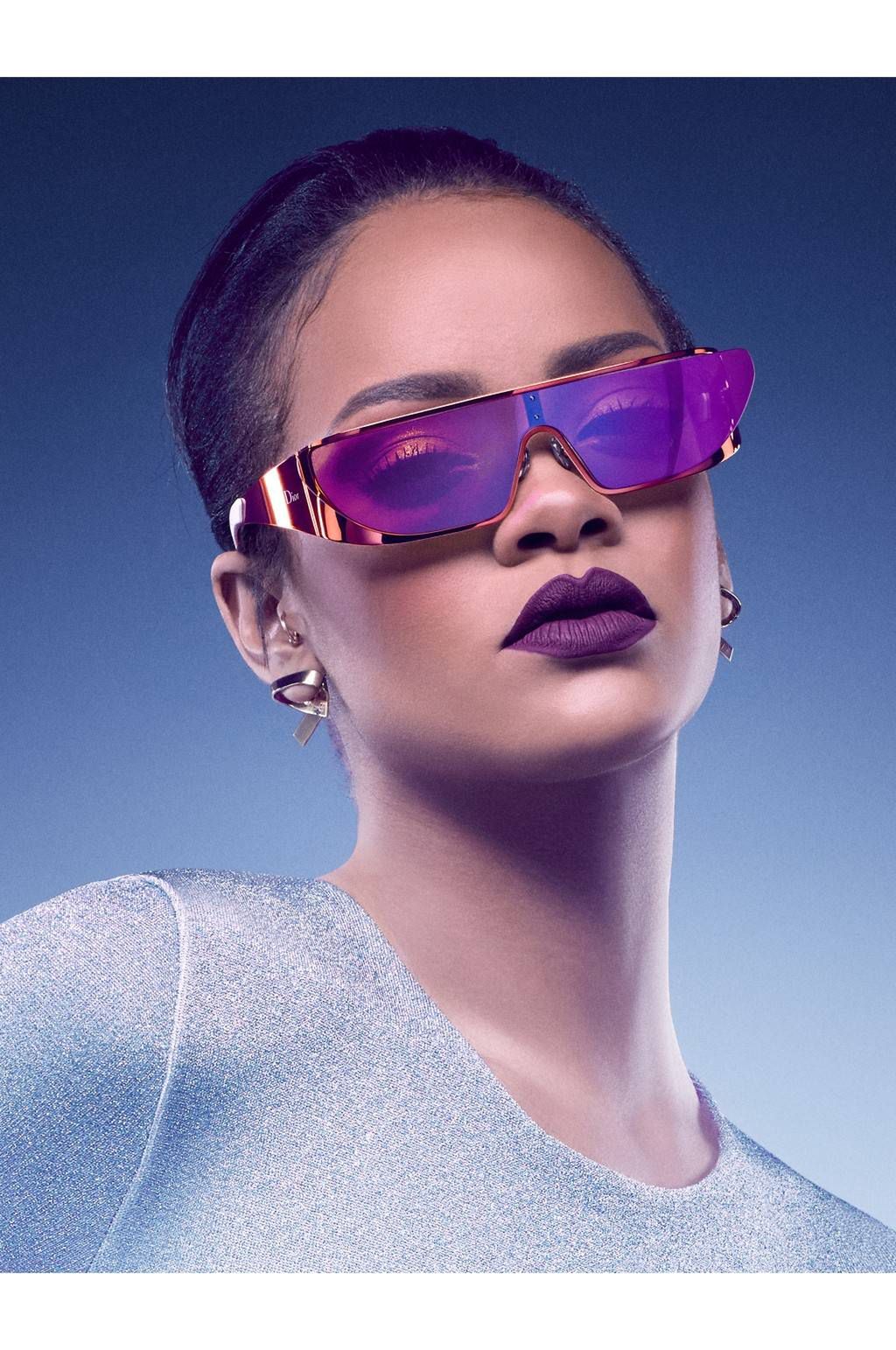 Rihanna w kampanii promującej jej kolekcję okularów dla Dior (fot. Jean-Baptiste Mondino / Dior)