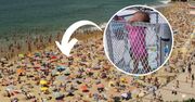 Parawan już nie wystarcza. Ci rodzice zabierają na plażę klatkę dla dziecka