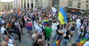 Ulicami Warszawy przeszła polsko-ukraińska parada równości środowisk LGBTQ+.