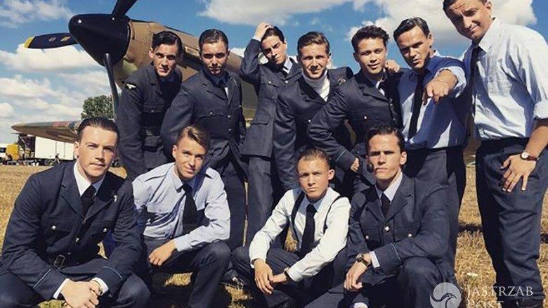 Aktorzy na planie filmu Dywizjon 303