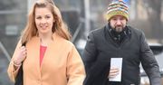 Anna Powierza i Tomasz Karolak wychodzą z telewizji śniadaniowej. Poczuli już wiosnę?