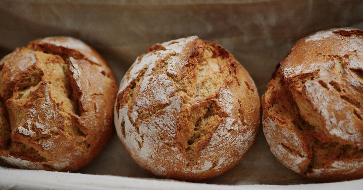 Chleb z rękawa do pieczenia - Pyszności; foto: Canva