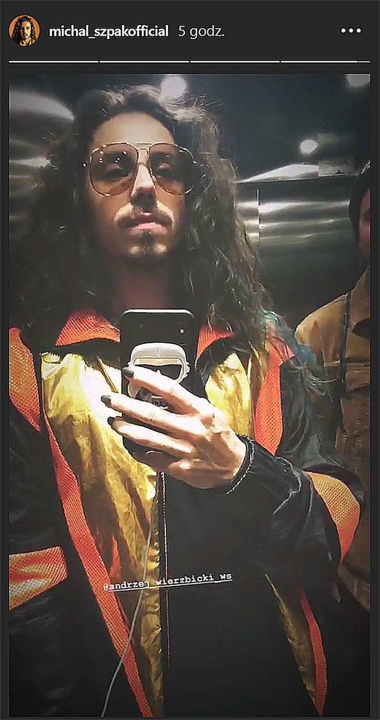 Michał Szpak ma krótkie włosy