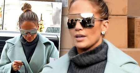 Hollywood ma własną Kingę Rusin! Jennifer Lopez w tej stylizacji wygląda tak jak największa gwiazda "Dzień Dobry TVN"!