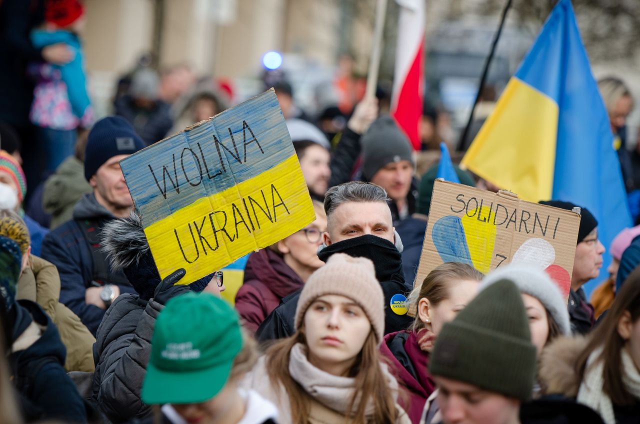 Kilka tysięcy osób w Poznaniu manifestowało swoje poparcie dla Ukrainy