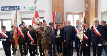 Uroczystość Odsłonięcia Tablicy Upamiętniającej Katastrofę Kolejową w Pile