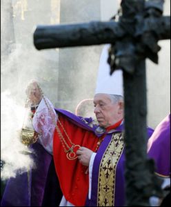 Prymas zaapelował o pomoc dla człowieka i ojczyzny