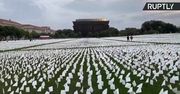 Hołd dla ofiar pandemii w USA. Dzwony waszyngtońskiej katedry zabiły 700 razy, by upamiętnić ponad 700 tys. zgonów